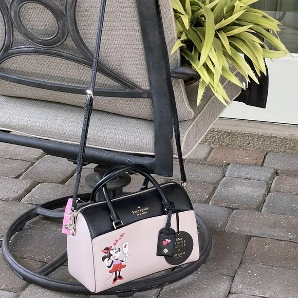 Kate spade medium duffel Minnie Mouse crossbody - Picture 3 of 11